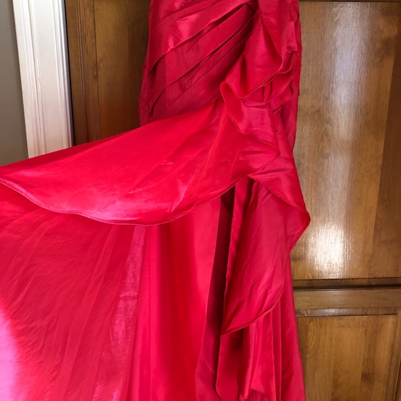 Cherry Red Spanish style Gown - Picture 3 of 6